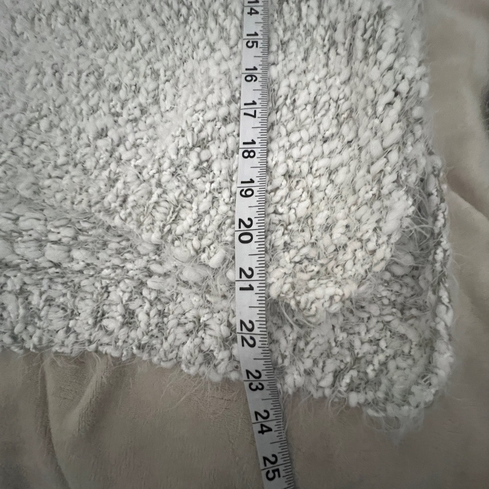Altar'd State V Neck Women’s Sweater L/XL - Picture 6 of 6